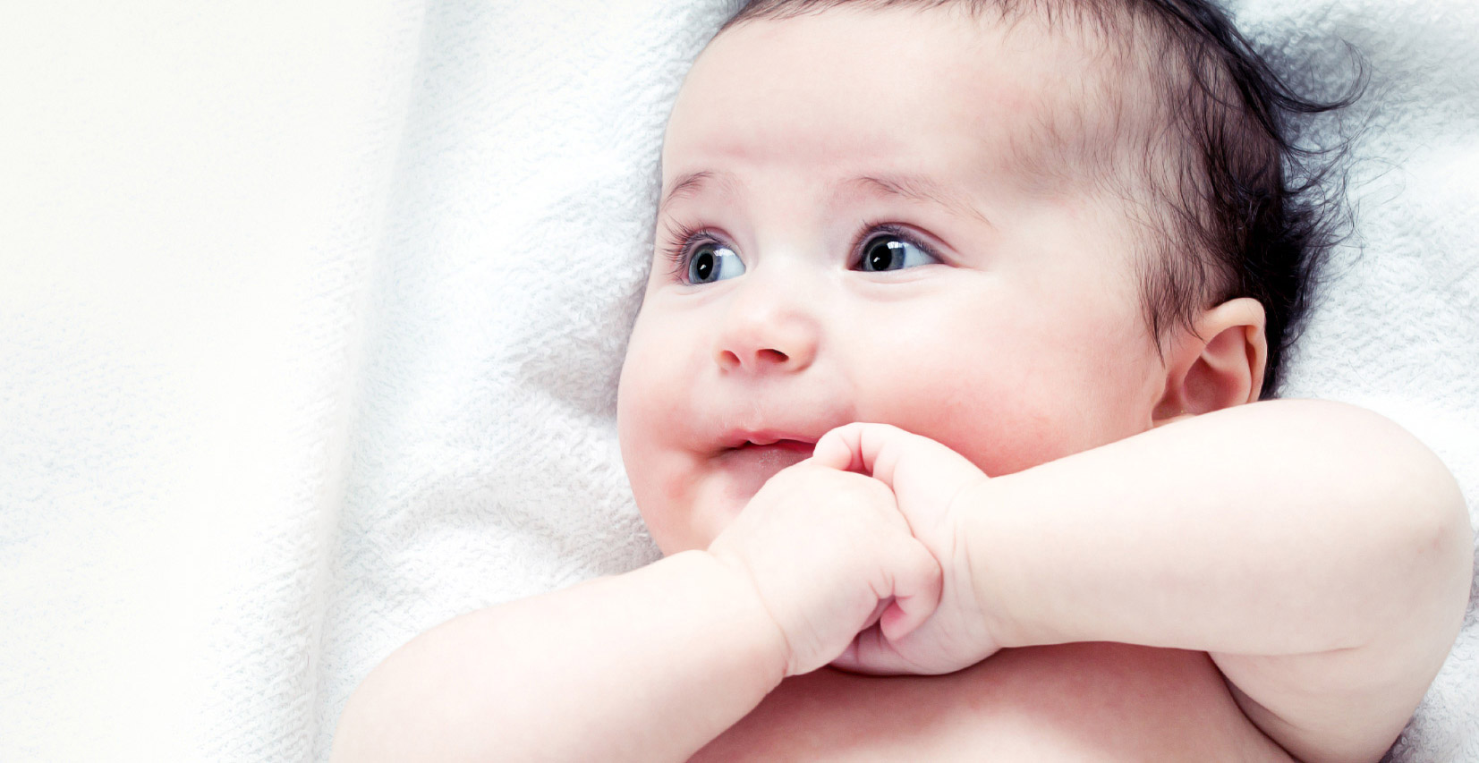 Portrait bébé réalisé au studio de carcassonne